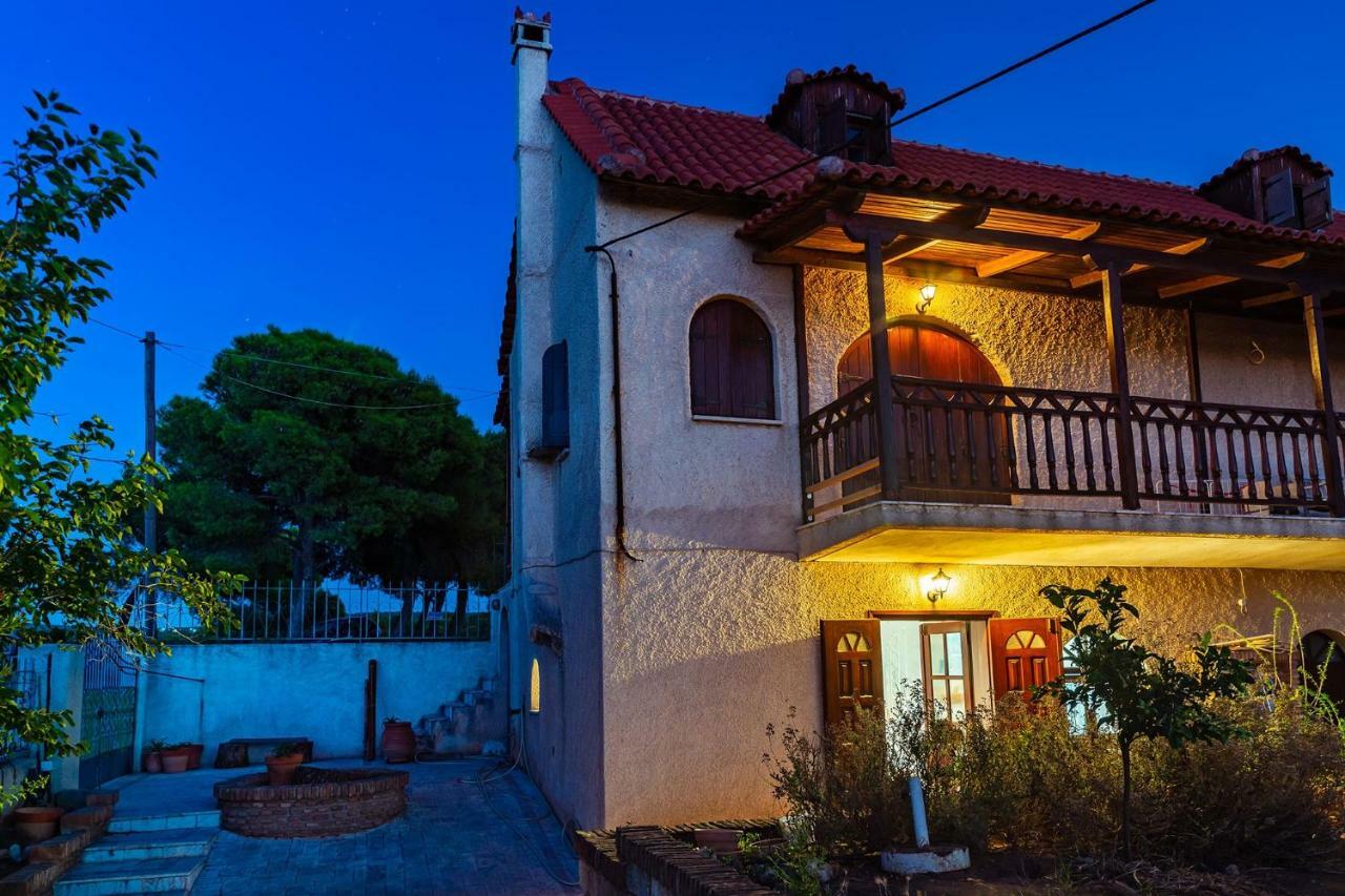 Harmonic Place Loutraki Exterior foto